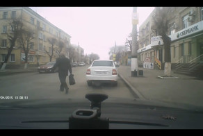 В Сызрани ВАЗ сбил пенсионера