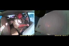 Припечатали с двух сторон 