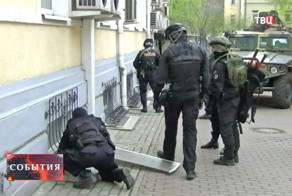 Во Владивостоке ищут сбежавшего из-под охраны психбольного убийцу