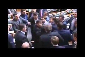 Боксерский ринг в Верховной Раде Украины