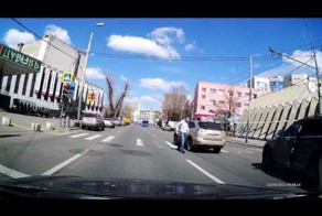 Подбил Лексус