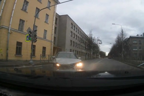 Столкновение на перекрестке