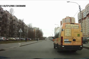 Трусливый Дмитрий и идиот на маршрутке