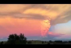 В Чили началось извержение вулкана Кальбуко