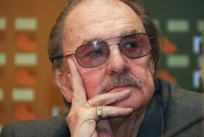 «Играл и тихо уходил». Каким был Юрий Яковлев на сцене и в жизни