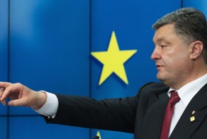 Порошенко возместит ущерб Франции за разрыв контракта по «Мистралям»