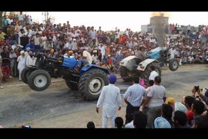  Перетягивание тракторов