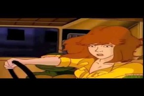 Эйприл за рулем