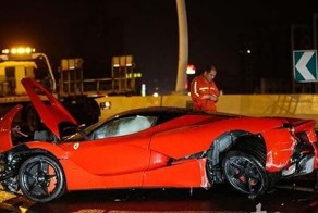 Подросток разбил отцовский Ferrari LaFerrari