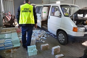 Контрабанда сигарет на польской границе