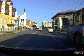 Троллейбус, таксист и сбитая девушка