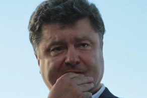 Порошенко боится националистической организации "Правого сектора"