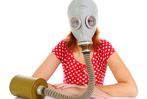 Размышление девушки о безопасности