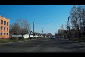 Решил развернуться не глядя