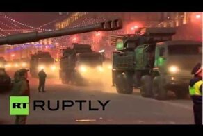 Проезд военной техники по Тверской улице