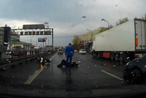 Мотоклассика в московской пробке