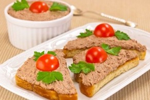 Молниеносный перекус: 11 простейших и вкуснейших намазок на хлеб