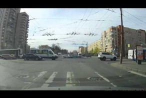 Отправил встречного на тротуар