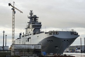 СМИ: Франция может затопить построенные для РФ «Мистрали» в случае отк