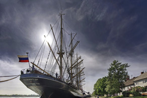 Барк Крузенштерн — парусник, выжимающий ветер