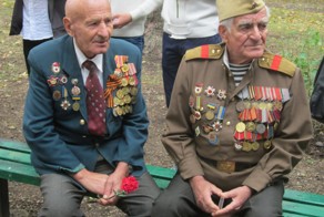 В Донецке идет полным ходом подготовка к параду 9 мая!