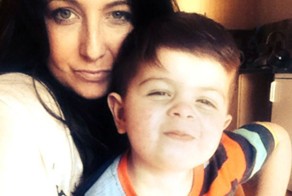 Ревнивый мужик разбил телевизор головой своей бывшей