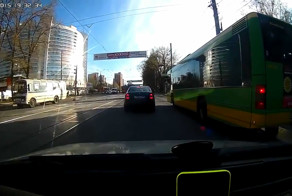 В Перми автобус сбил женщину