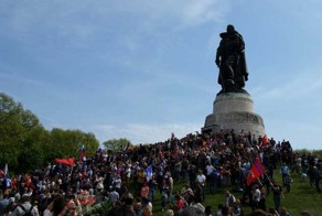 День победы в Берлине. "Трептов Парк" 9 Мая!