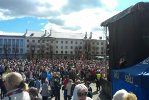 Празднование 9 мая в Эстонии - город Нарва