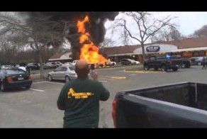 Пожар на парковке