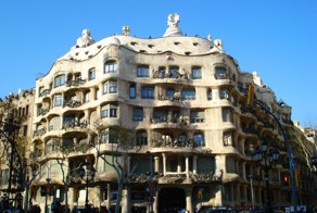 Дом Мила или Каса Мила, архитектор Антонио Гауди