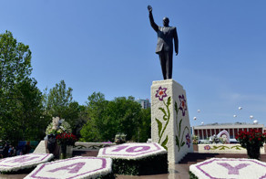 Праздник цветов в Баку