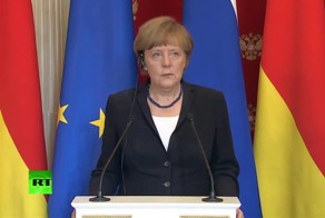 Меркель сегодня нехило &quot;плющило&quot; на встрече с В.Путиным