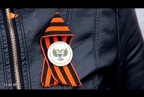 В Германии показали парад в Донецке в честь годовщины референдума