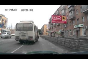 Манёвр на ПАЗике
