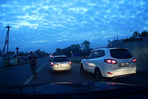 Субарист разозлился на обочечника