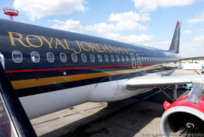 В бизнес-классе Королевских авиалиний