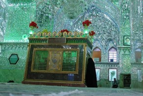 Зеркальный мавзолей Шах-Черах