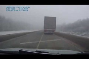 Помощь дальнобойщиков при обгоне
