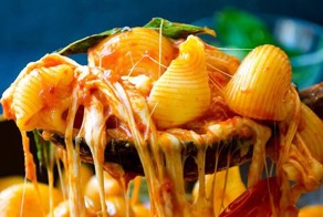 12 вкуснейших блюд, которые можно сделать с сыром