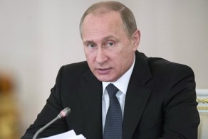 Путин подписал закон о &quot;нежелательных&quot; иностранных организациях в РФ