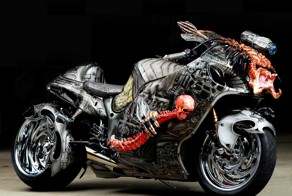  	 Спортивный супербайк 