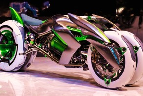 Трёхколёсный трансформируемый байк Kawasaki J на электротяге