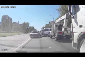 Высунул нос 