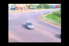 Авария в Ельце 28 05 2015