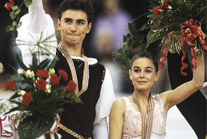 История большой любви, или Сказка про белых лебедей