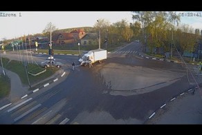 Столкновение на перекрестке