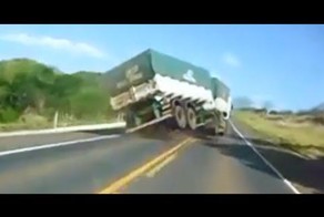 Подборка - Грузовики виляюет хвостом 