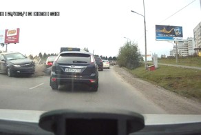 ДТП в центре Перми закончилось дракой двух женщин 