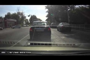 Трое на обочине